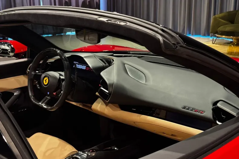 Ferrari 296 GTS din 2023 cu 7.600 km - oferta FER211969 - foto 13