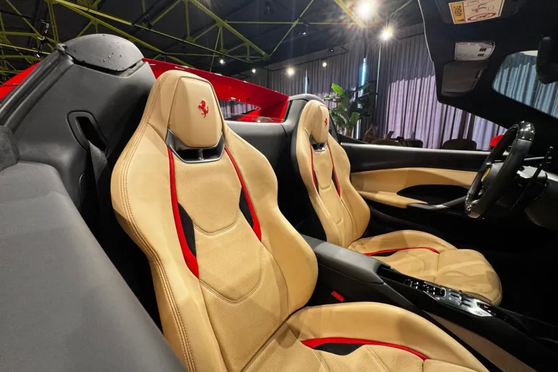 Ferrari 296 GTS din 2023 cu 7.600 km - oferta FER211969 - foto 15