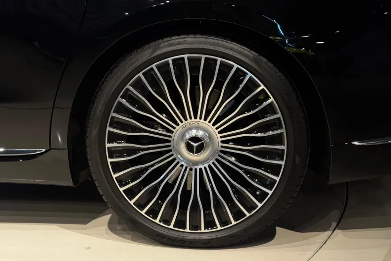 Mercedes-Benz S Maybach din 2024 cu 27.600 km - oferta MER211975 - foto 8