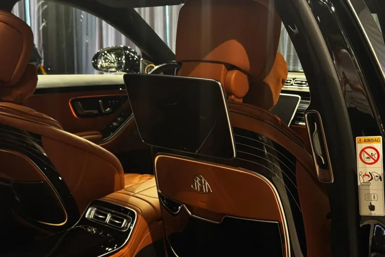 Mercedes-Benz S Maybach din 2024 cu 27.600 km - oferta MER211975 - foto 19