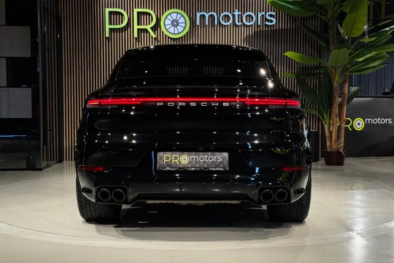 Porsche Cayenne Coupe din 2023 cu 81.100 km - oferta POR211976 - foto 5