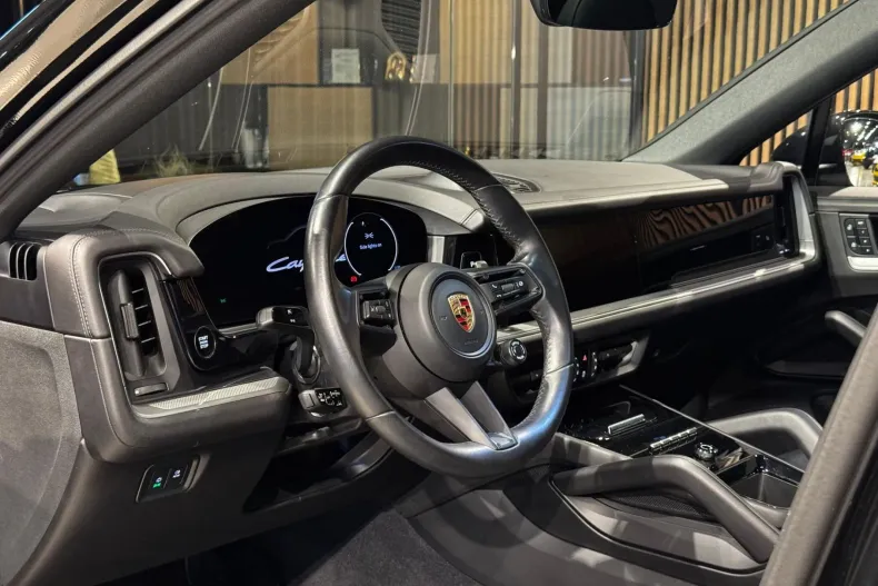 Porsche Cayenne Coupe din 2023 cu 81.100 km - oferta POR211976 - foto 14