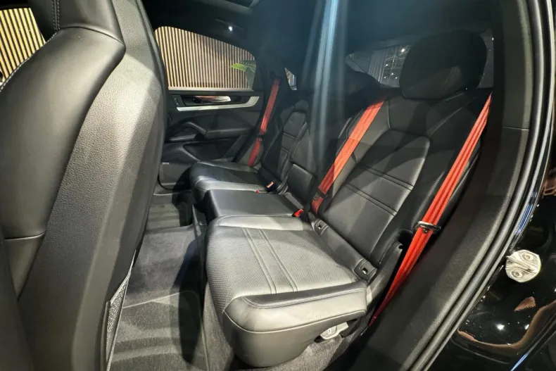 Porsche Cayenne Coupe din 2023 cu 81.100 km - oferta POR211976 - foto 20