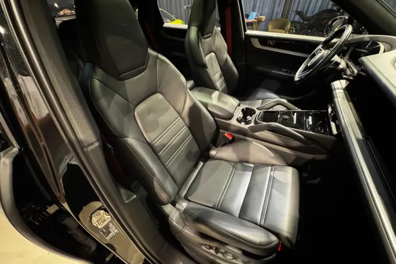 Porsche Cayenne Coupe din 2023 cu 81.100 km - oferta POR211976 - foto 24