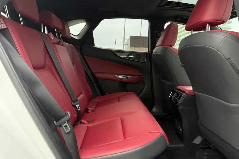 Lexus Seria NX din 2023 cu 147.000 km - oferta LEX211981 - foto 36