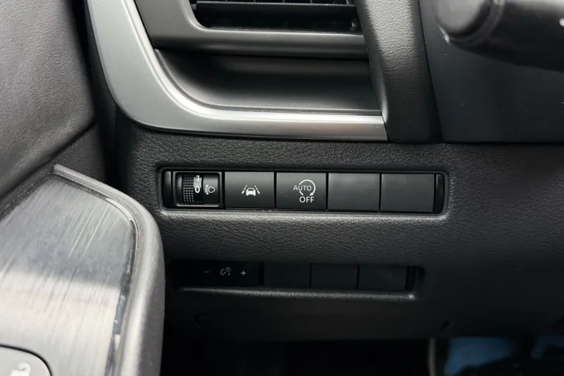 Nissan Qashqai din 2022 cu 104.000 km - oferta NIS211984 - foto 24