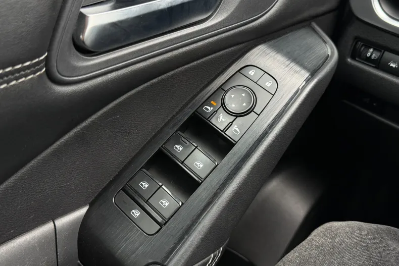 Nissan Qashqai din 2022 cu 104.000 km - oferta NIS211984 - foto 25