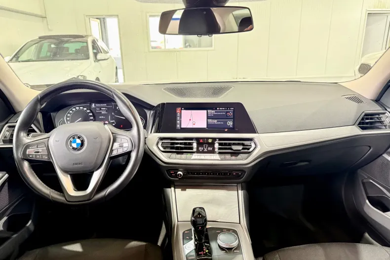 BMW 320d (Seria 3) din 2020 cu 70.400 km - oferta BMW211989 - foto 6