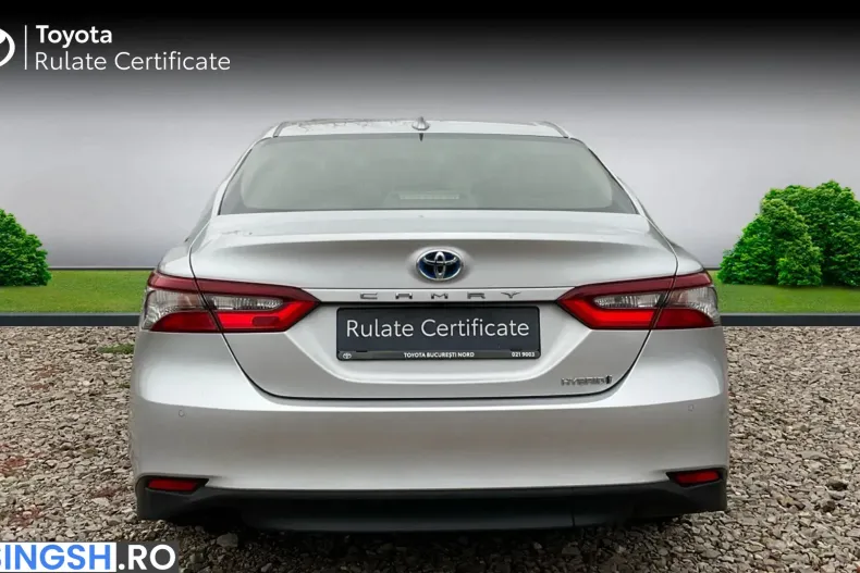 Toyota Camry din 2022 cu 45.370 km - oferta TOY212011 - foto 2