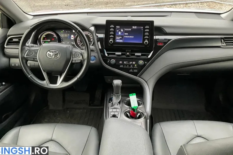 Toyota Camry din 2022 cu 45.370 km - oferta TOY212011 - foto 6