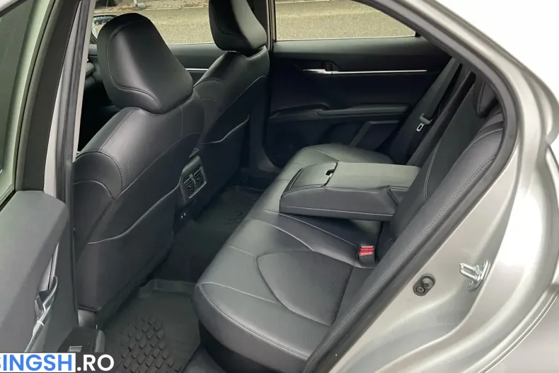 Toyota Camry din 2022 cu 45.370 km - oferta TOY212011 - foto 26