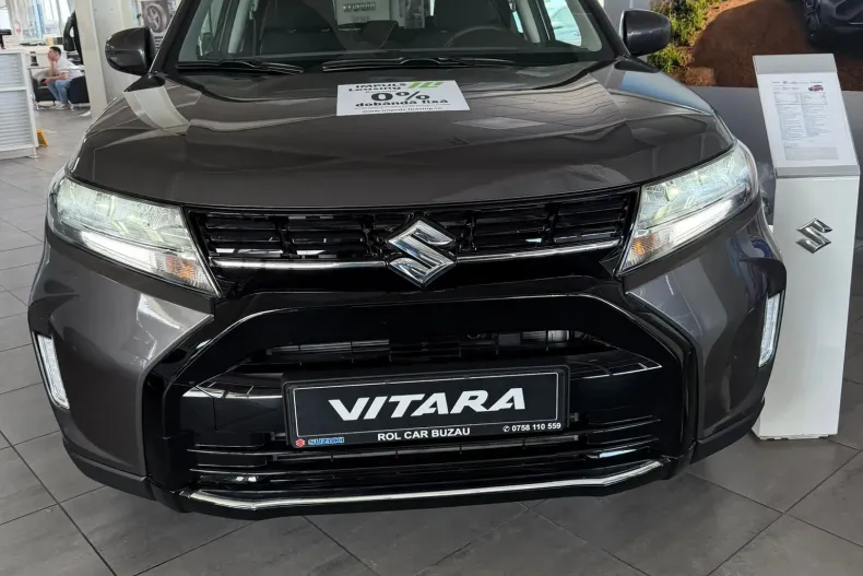 Suzuki Vitara din 2026 cu 5 km - oferta SUZ212017 - foto 2