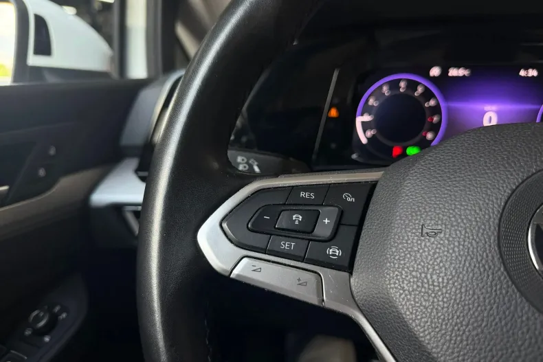Volkswagen Golf din 2020 cu 77.657 km - oferta VOL212026 - foto 18