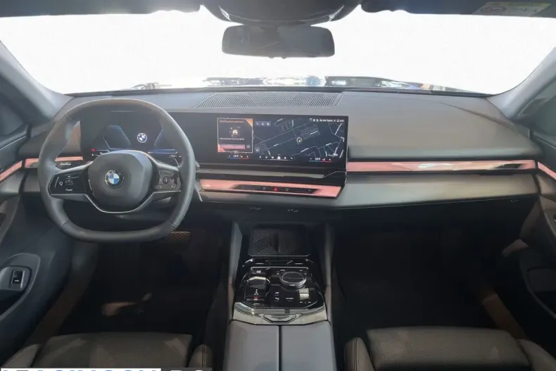 BMW 520d (Seria 5) din 2025 cu 4.376 km - oferta BMW212033 - foto 6