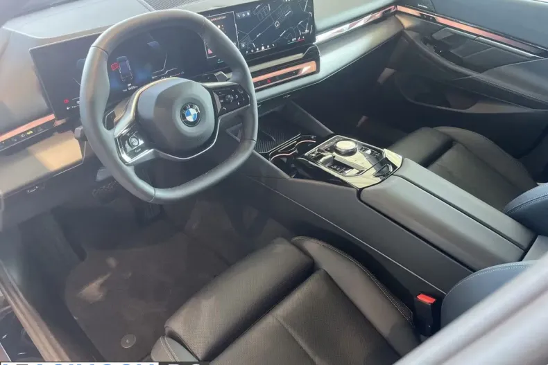 BMW 520d (Seria 5) din 2025 cu 4.376 km - oferta BMW212033 - foto 7