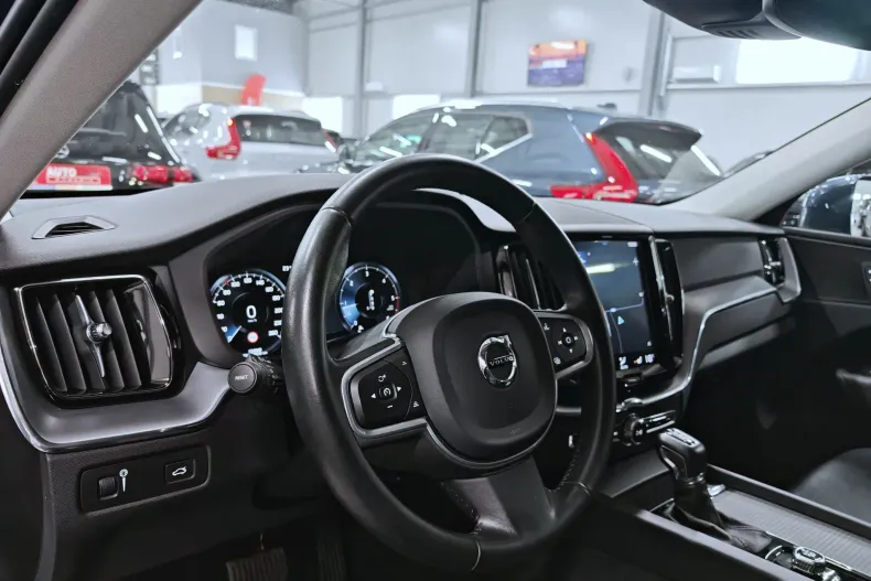 Volvo XC60 din 2020 cu 154.840 km - oferta VOL212037 - foto 7