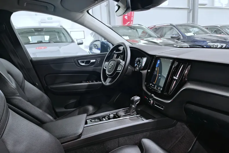 Volvo XC60 din 2020 cu 154.840 km - oferta VOL212037 - foto 10