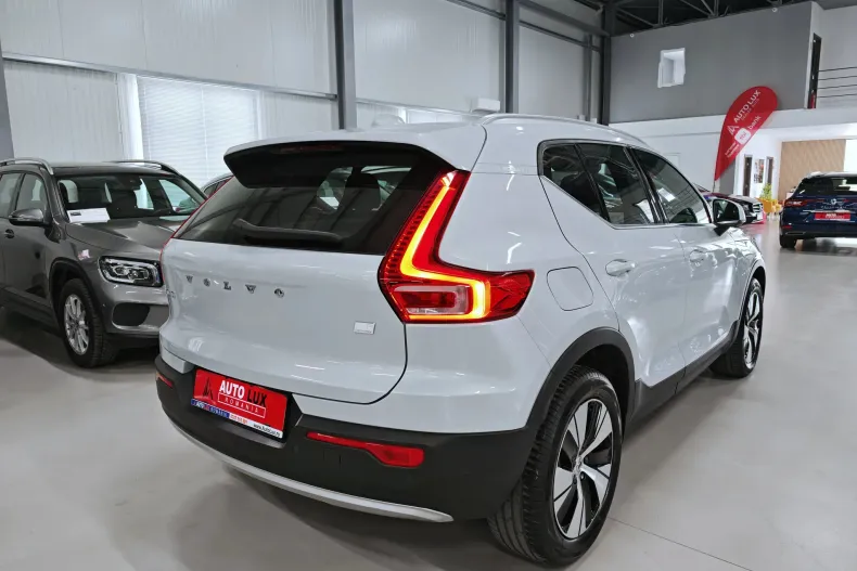 Volvo XC40 din 2021 cu 147.472 km - oferta VOL212039 - foto 4