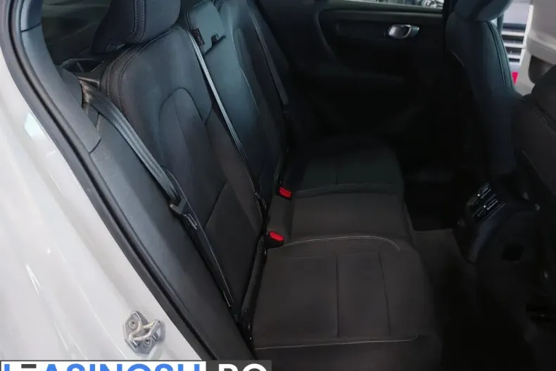 Volvo XC40 din 2021 cu 147.472 km - oferta VOL212039 - foto 17