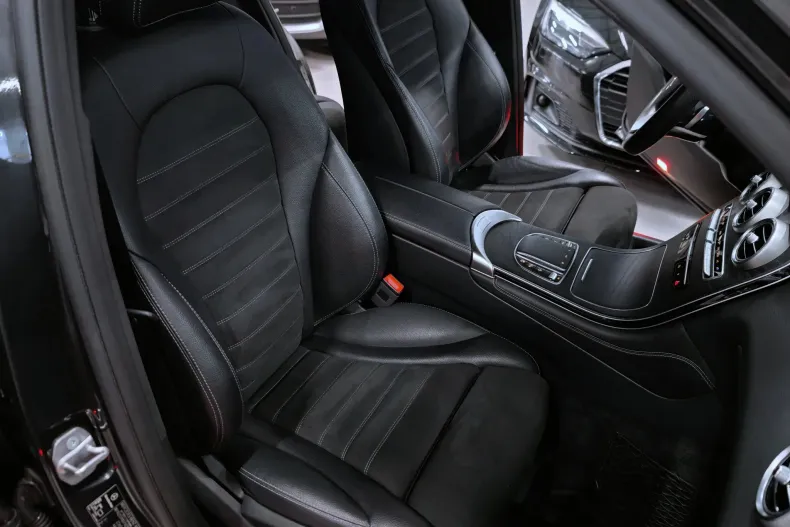 Mercedes-Benz GLC din 2020 cu 145.558 km - oferta MER212045 - foto 8