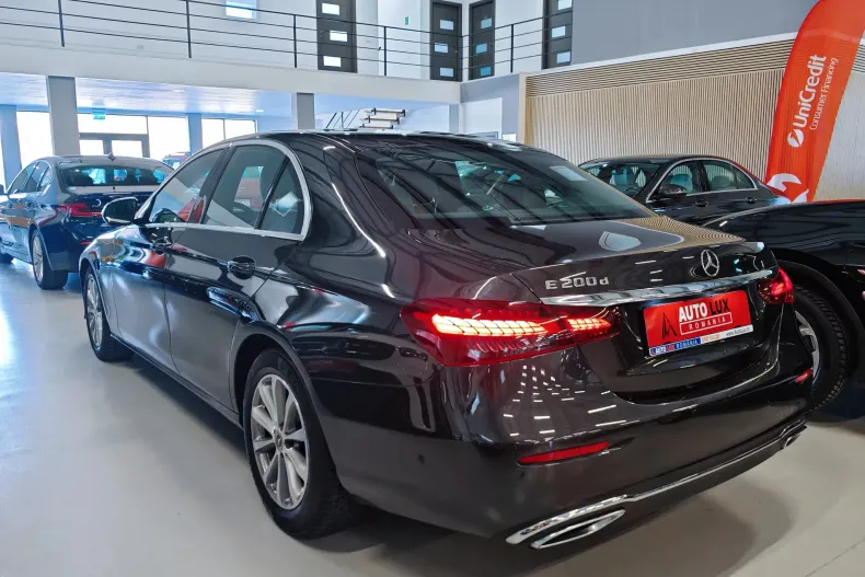 Mercedes-Benz E din 2021 cu 123.447 km - oferta MER212048 - foto 4