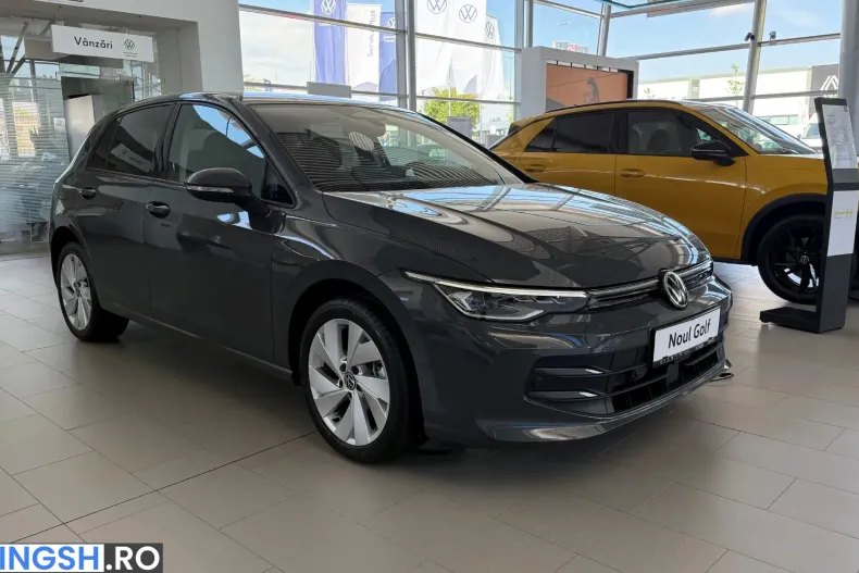 Volkswagen Golf din 2026 cu 5 km - oferta VOL212050 - foto 2