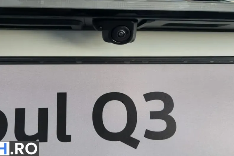 Audi Q3 din 2025 cu 1 km - oferta AUD212059 - foto 6