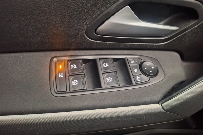 Dacia Bigster din 2025 cu 10.200 km - oferta DAC212081 - foto 30