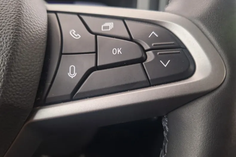 Dacia Bigster din 2025 cu 10.200 km - oferta DAC212081 - foto 33