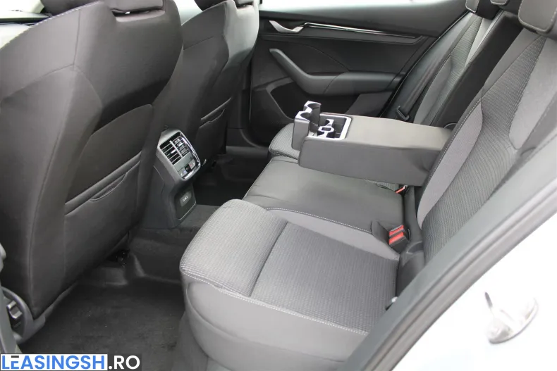 Skoda Octavia din 2025 cu 6 km - oferta SKO212086 - foto 12
