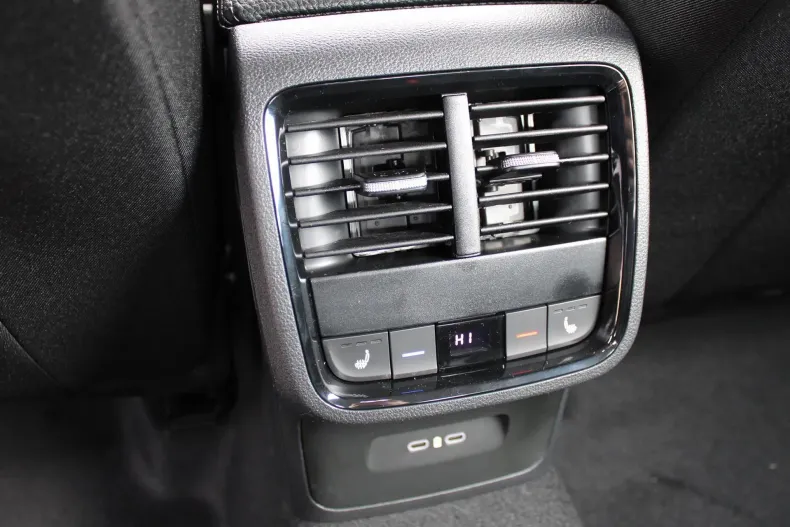 Skoda Octavia din 2025 cu 6 km - oferta SKO212086 - foto 13