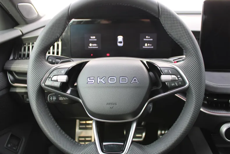 Skoda Superb din 2025 cu 5 km - oferta SKO212087 - foto 17