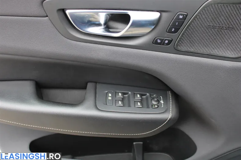 Volvo XC60 din 2020 cu 68.615 km - oferta VOL212088 - foto 9