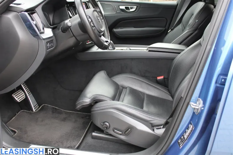 Volvo XC60 din 2020 cu 68.615 km - oferta VOL212088 - foto 10