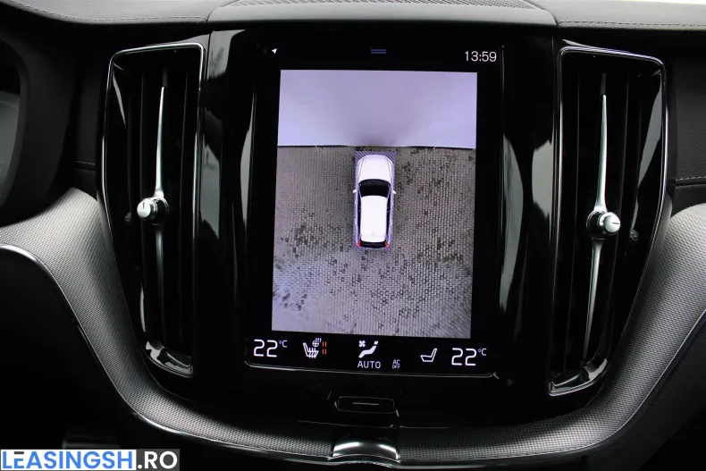 Volvo XC60 din 2020 cu 68.615 km - oferta VOL212088 - foto 19