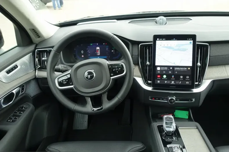 Volvo XC90 din 2025 cu 26.250 km - oferta VOL212100 - foto 14