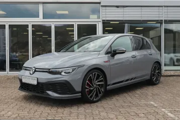 Volkswagen Golf din 2023 - oferta VOL212101
