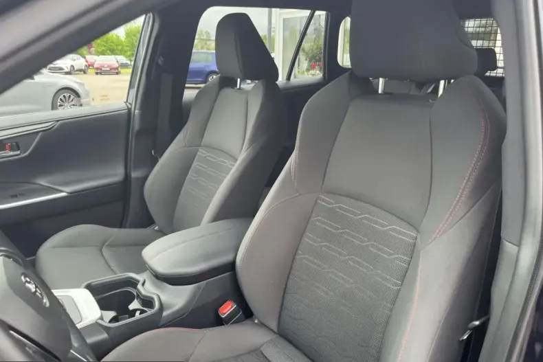 Toyota RAV4 din 2022 cu 50.200 km - oferta TOY212103 - foto 11