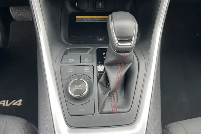 Toyota RAV4 din 2022 cu 50.200 km - oferta TOY212103 - foto 13