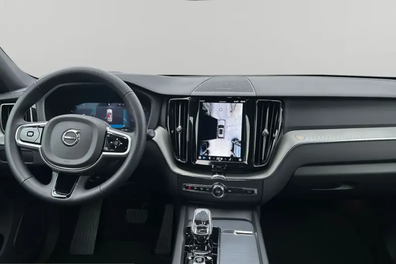 Volvo XC60 din 2025 cu 26.200 km - oferta VOL212104 - foto 4