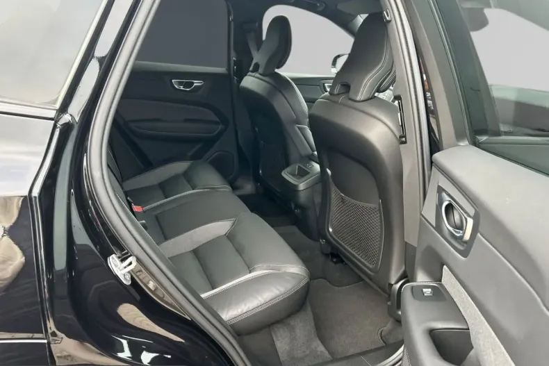 Volvo XC60 din 2025 cu 26.200 km - oferta VOL212104 - foto 5