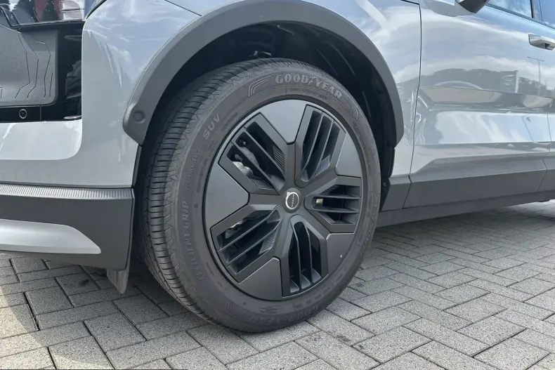 Volvo EX30 din 2025 cu 10.400 km - oferta VOL212105 - foto 9