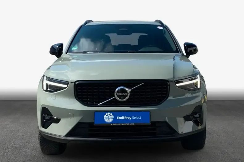 Volvo XC40 din 2025 cu 15.076 km - oferta VOL212106 - foto 3