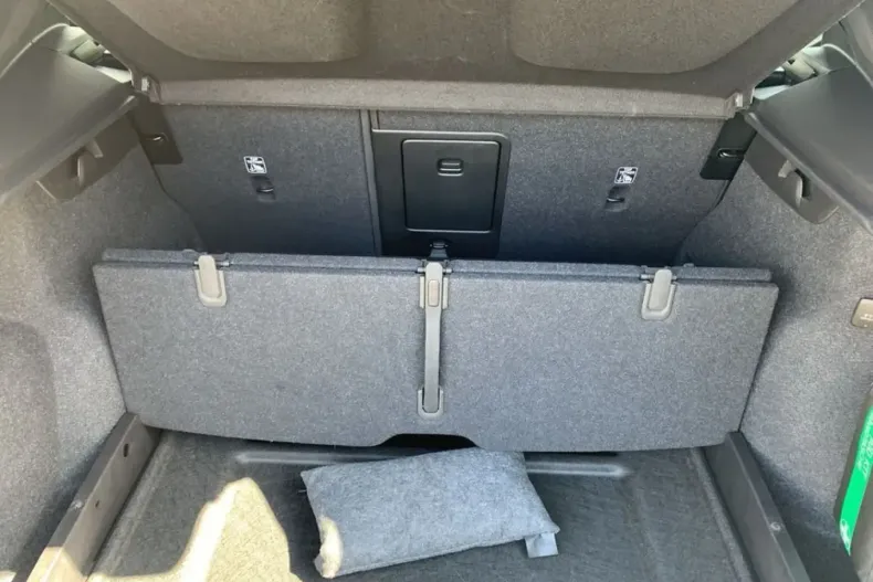 Volvo XC40 din 2025 cu 15.076 km - oferta VOL212106 - foto 23