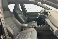 Volkswagen Golf din 2023 cu 33.558 km - oferta VOL212108 - foto 4