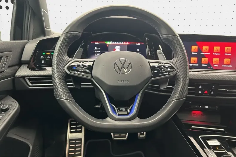 Volkswagen Golf din 2023 cu 33.558 km - oferta VOL212108 - foto 8