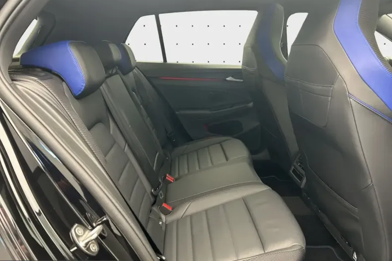 Volkswagen Golf din 2023 cu 33.558 km - oferta VOL212108 - foto 15
