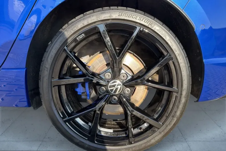 Volkswagen Golf din 2024 cu 18.862 km - oferta VOL212113 - foto 21
