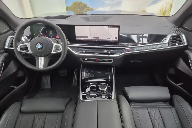 BMW X7 (Seria X) din 2025 cu 6.923 km - oferta BMW212114 - foto 7