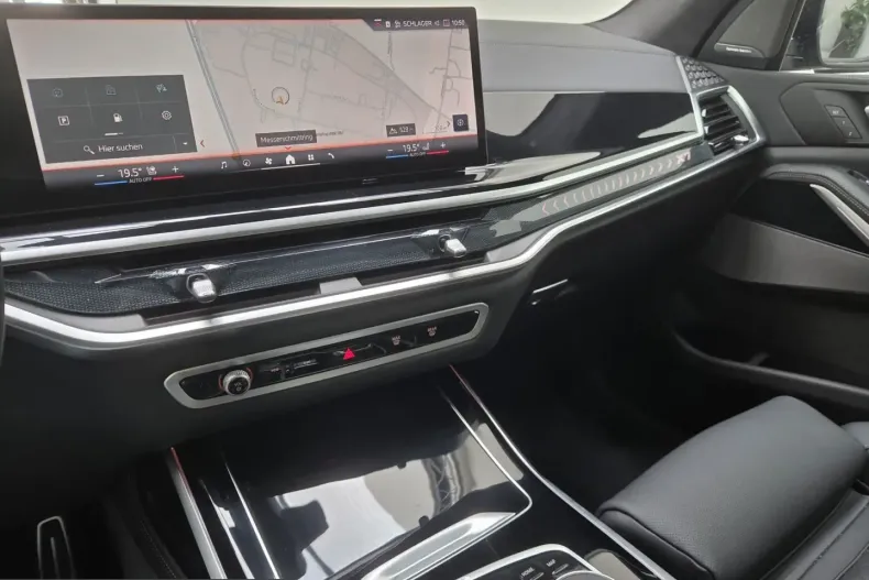 BMW X7 (Seria X) din 2025 cu 6.923 km - oferta BMW212114 - foto 10